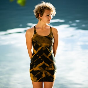 MINI DRESS with Tie-Dye Zig-Zag pattern - Long Top - Batik - black-camel