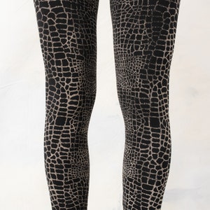 LEGGINGS with an abstract Alligator Pattern unisex black-gray-beige image 3