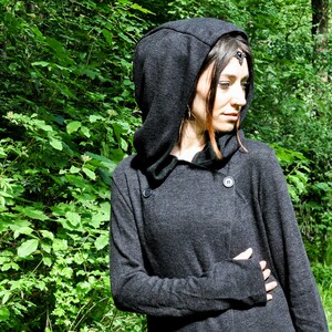 KNITTED COAT Between-Seasons Coat with Large Hood, Thumbholes and Pockets black image 6