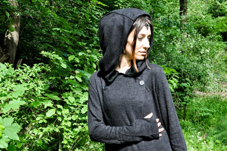 KNITTED COAT Between-Seasons Coat with Large Hood, Thumbholes and Pockets black image 6