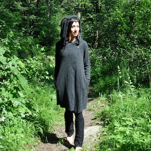 KNITTED COAT - Between-Seasons Coat with Large Hood, Thumbholes and Pockets - gray