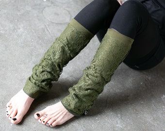 Lichtgewicht beenwarmers - beenwarmers, leggings met gedessineerde kant - bloemenpatroon - olijfgroen