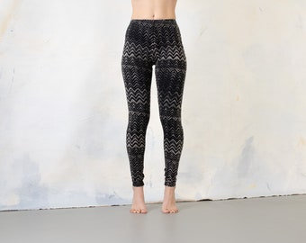 LEGGINGS with an abstract WAVE PATTERN - Underwater Look - black-gray-beige