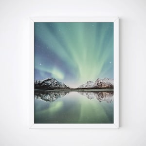 Northern Lights Print, Aurora Borealis Art Print, Northern Lights Poster, Aurora Borealis Wall Art, Mountain Print, Celestial Digital Print
