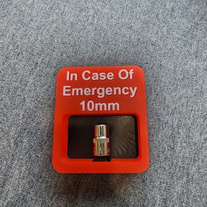 10mm Emergency Socket | Comes With 3/8 10mm Socket | Mechanic Gifts | Workshop | Toolbox | Gift For Him | 10mm Joke All Guys Know