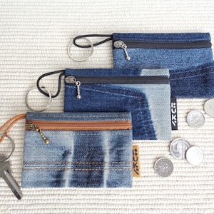 Portafoglio portachiavi, portachiavi, portamonete in denim, portafoglio con cerniera, piccola custodia con cerniera, portachiavi in jeans, denim riciclato, vegano ecologico, funky, regalo unico