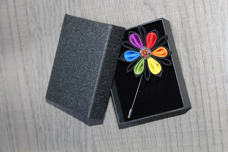 LGBT Flower Pin Kanzashi Flower Pin Rainbow Buttonhole Gift Gay Lapel Pin Suit Groom boutonniere Rainbow Lapel Pin Men/'s Lapel Brooch