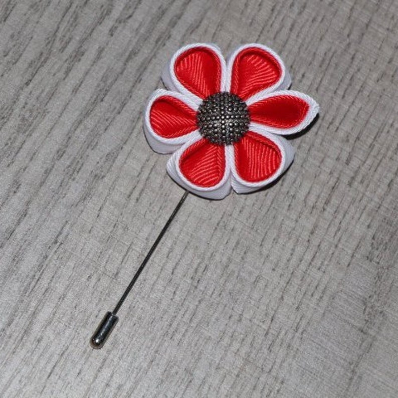 Groom/' Boutonniere Lapel Flower Brooch Gift for him Flower Lapel Pin Red White Wedding Buttonhole Kanzashi Fabric Pin Groom/'s Lapel Pin