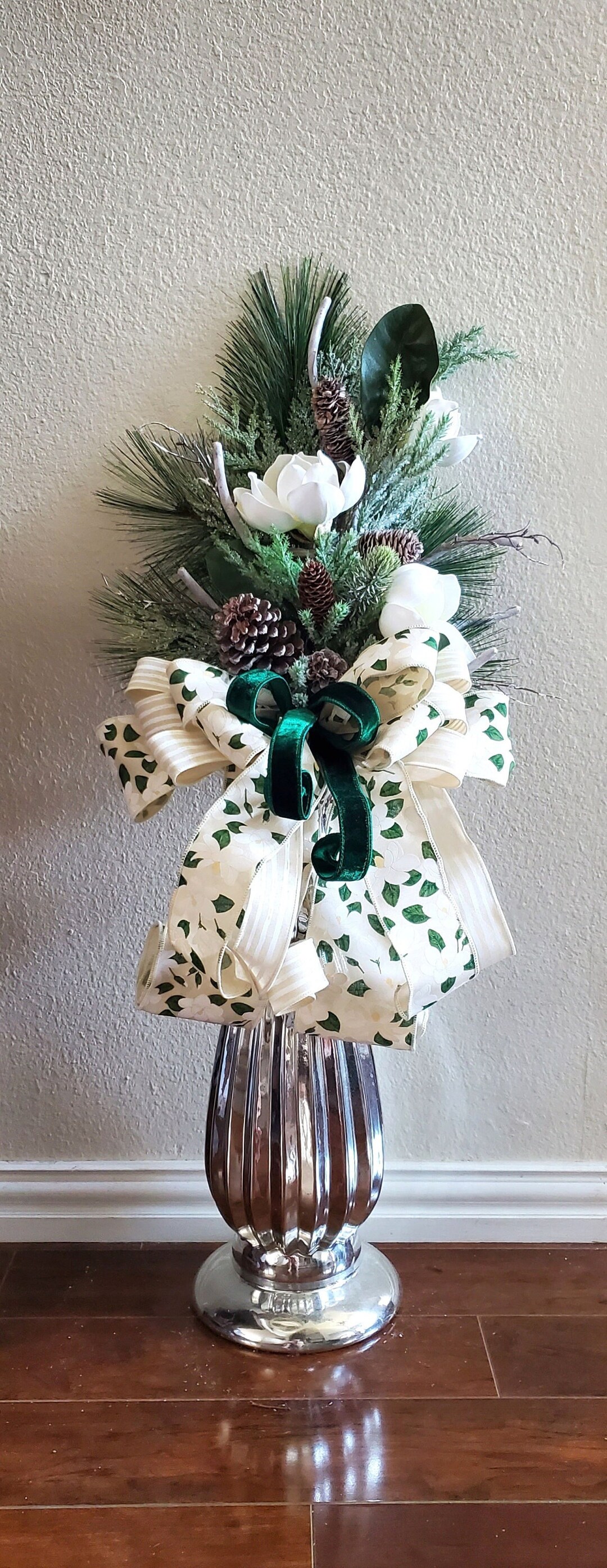 Magnolia Tree Topper, Southern Christmas Decor, Floral Tree Topper, Woodland Tree Topper