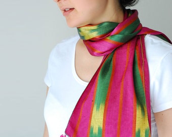 Écharpe rose fuchsia, écharpe en coton Kutnu, accessoire unique pour femme, écharpe faite à la main, écharpe Boho, écharpe turque Oya, cadeau pour elle, enveloppement élégant