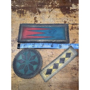 3 VTG-lädermärken inspirerade av indianer/sydvästlig tribalkonst på Front Street