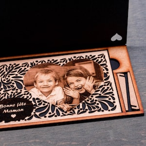 Carte photo en bois avec découpe et gravure au laser pour cadeau fête des mères et pères