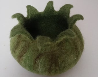 Green merino wool, hand felted wool bowl, trinket pot