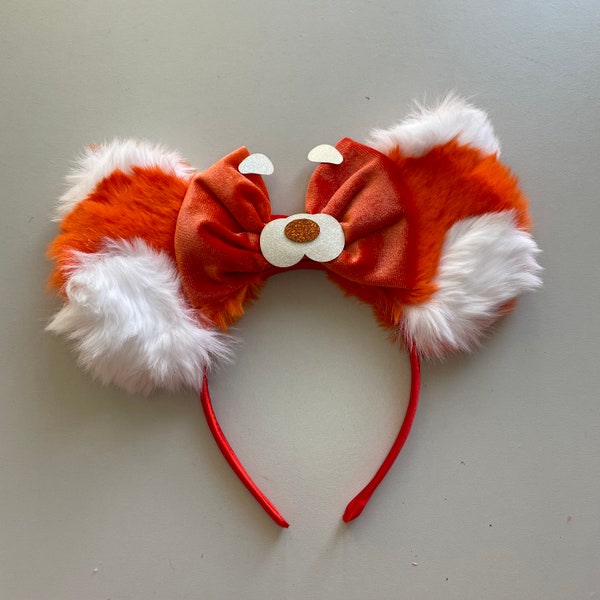 Turning red inspired Disney ears / Minnie ears / red panda