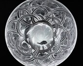 Lalique French Crystal Glass Pinson Pattern Large Centerpiece Fruit Bowl