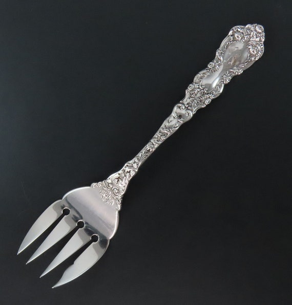 Fancy Gorham Imperial Chrysanthemum Sterling Silver Small Serving