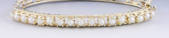 Beautiful Vintage 14k Gold & Pearl Engraved Bangl… - image 2