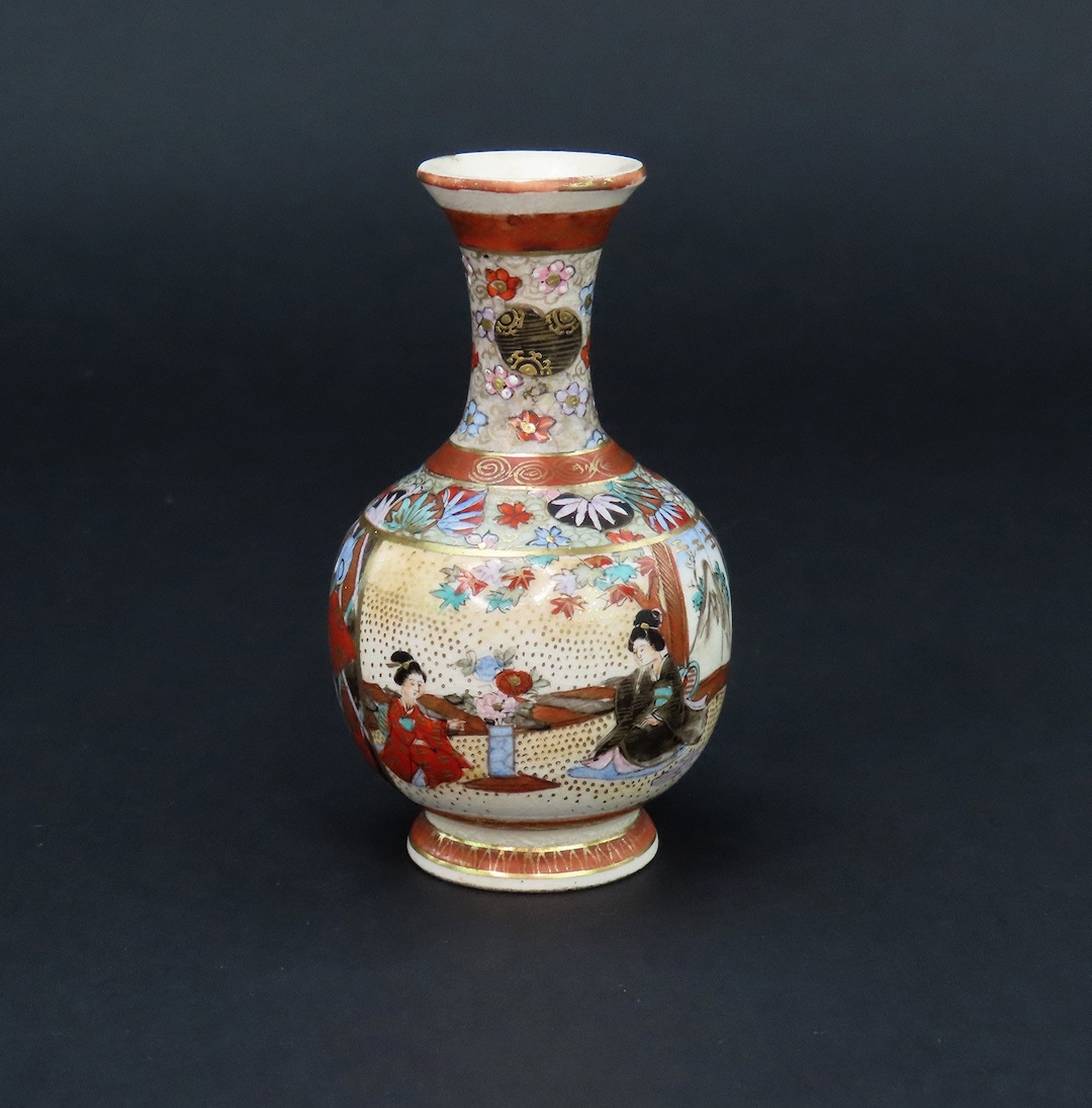 Lovely Small Antique Satsuma Pottery Bud Vase Hand Painted Etsy