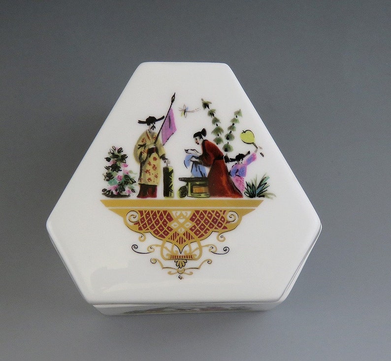 VTG Royal Worcester 3866 Trinket Box Dresser Box