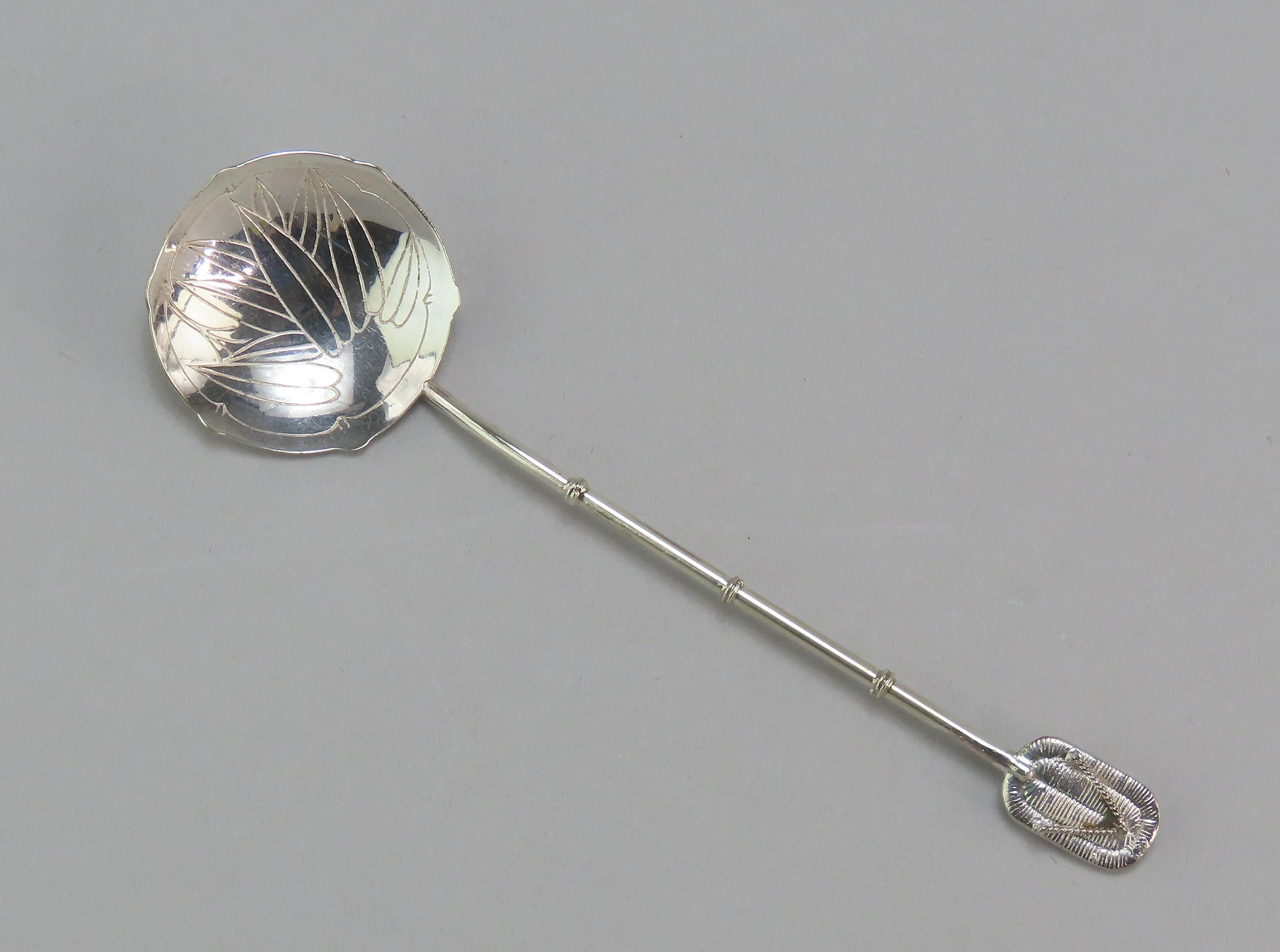 上質な日本製スターリングシルバー製花柄伝統テーマお土産スプーン6本