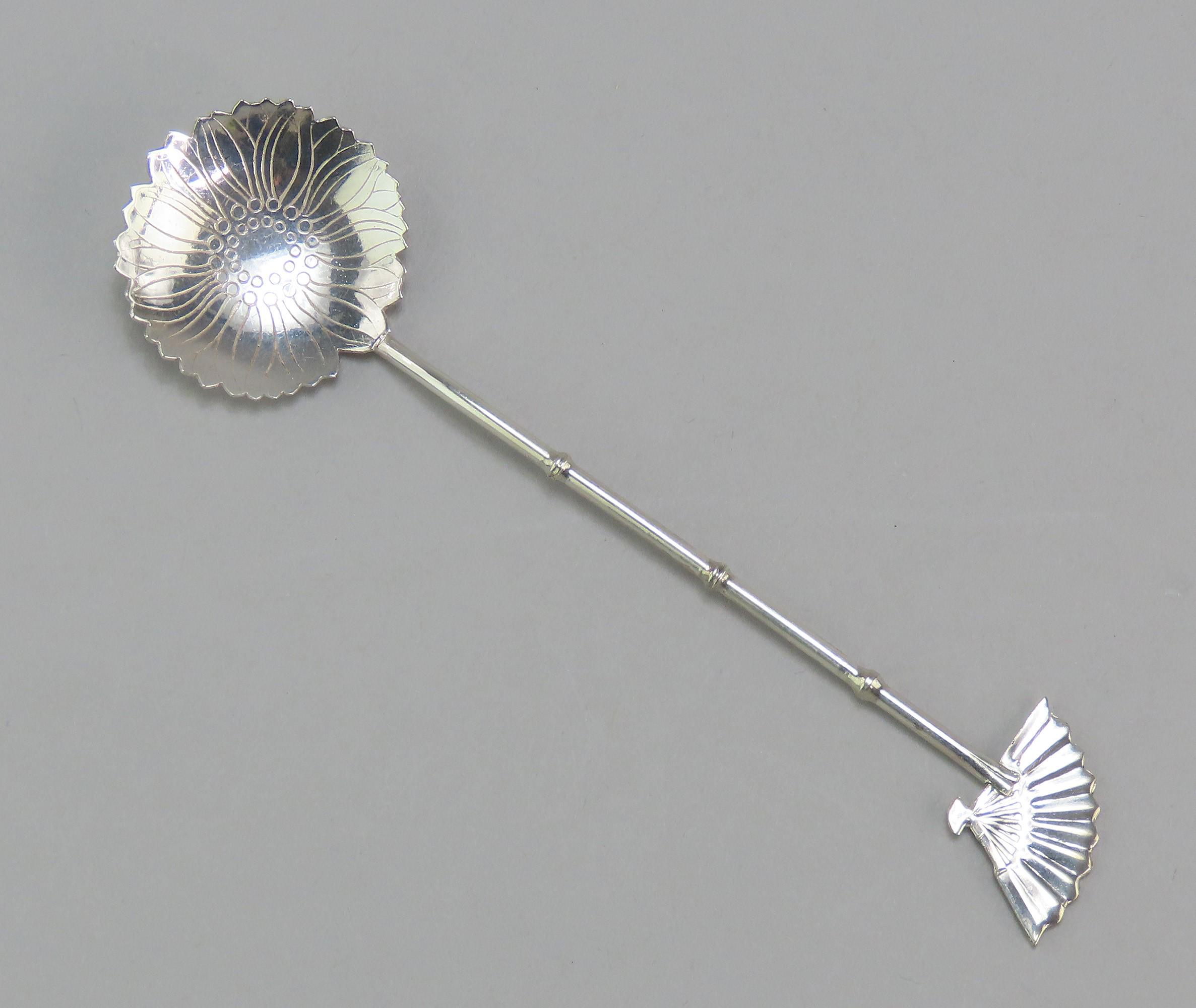 上質な日本製スターリングシルバー製花柄伝統テーマお土産スプーン6本