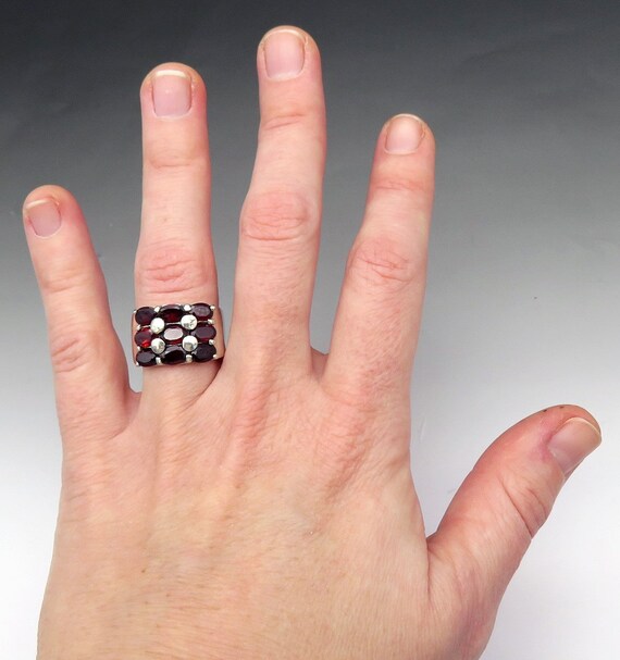 Pretty and Large 9 Garnet Sterling Silver Ring ni… - image 3