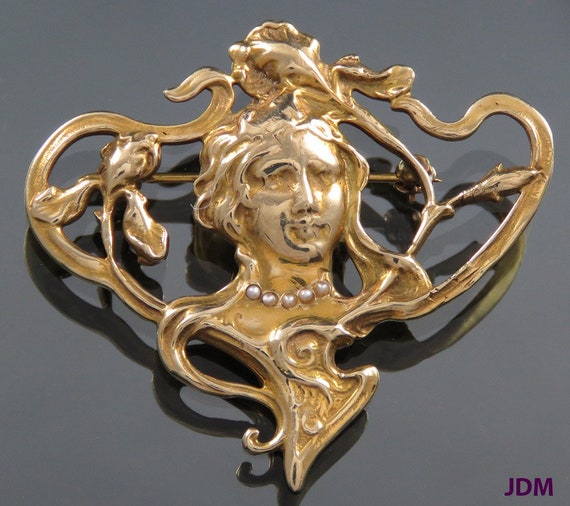 Elegant 14k Gold Art Nouveau Style Woman Pin / Br… - image 1