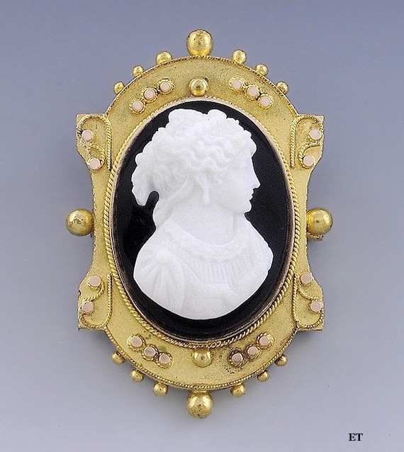 Victorian 14k Gold Onyx Cameo Of A Beautiful Woman