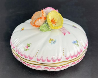 素敵なヘレンド 手描き花柄小物入れ キャンディ皿 花飾り付き 6170