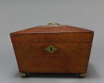 Nice English Early 1800s Mahogany Wooden Tea Caddy Original 2 Compartments