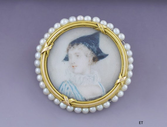 Striking Victorian 18k Gold Seed Pearl Handpainte… - image 1