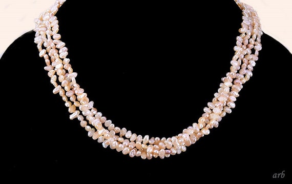 Adorable Collar-Style Real Peach-Pink Pearl Neckl… - image 1