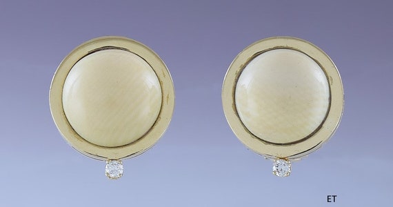 Elegant 18k Yellow Gold & Diamond Button Dome Cli… - image 1