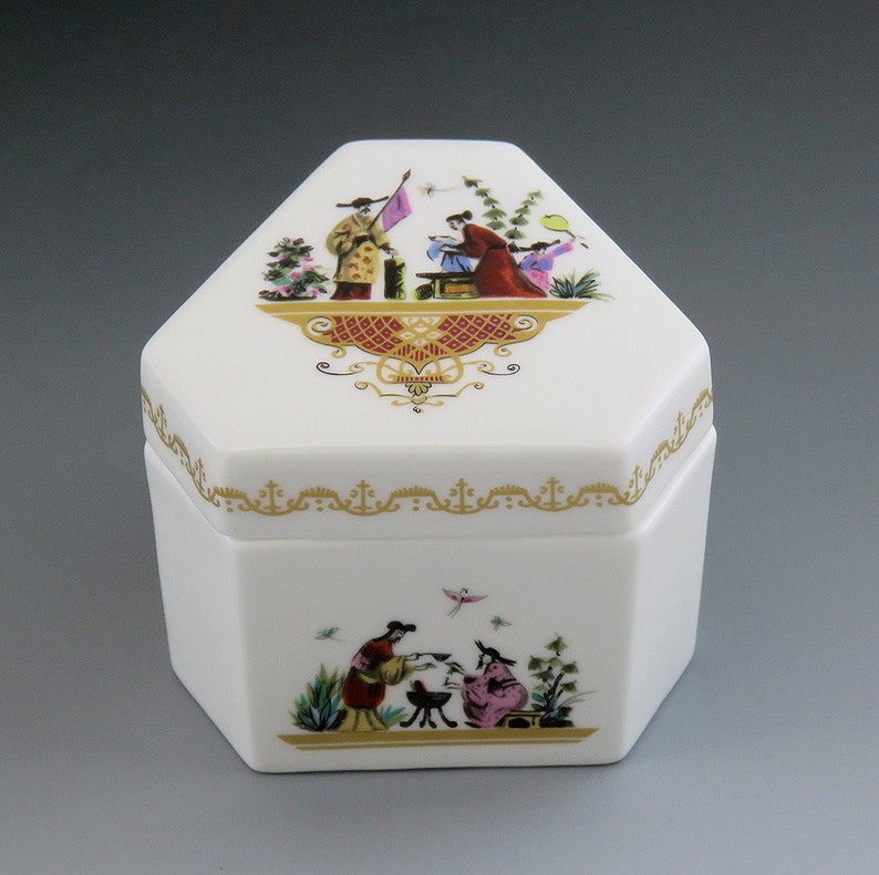 VTG Royal Worcester 3866 Trinket Box Dresser Box