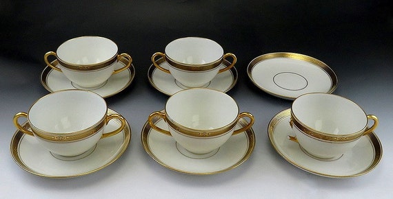 Limoges Porcelain/fine China PIC46 Gold Rim Hand Painted Bouillon