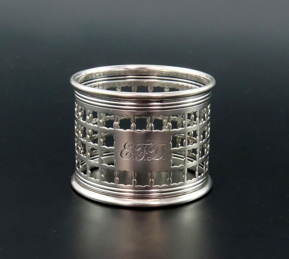 シルバー925 ナプキンリング 4個 スターリングシルバー 純銀 イギリス製 シルバー925 ナプキンリング 4個 スターリングシルバー 純銀 イギリス製