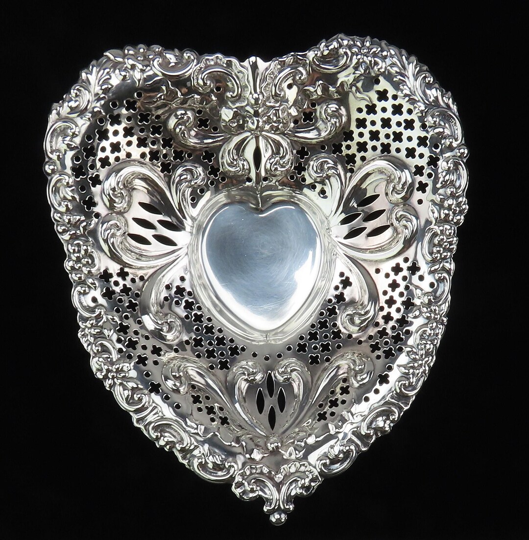 1952 Gorham Sterling Silver Pierced Heart Dish No Mono 9 1/2