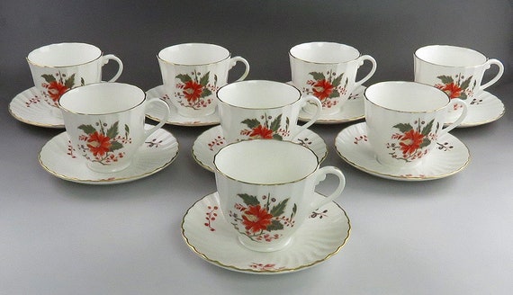 16 Stück englisches Porzellan von Royal Worcester Lynbach Muster Teetassen und Untertassen