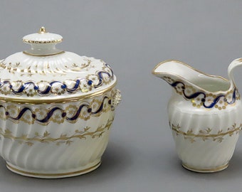 Fine English Staffordshire New Hall Cobalt Blue Gilt Creamer and Covered Sugar