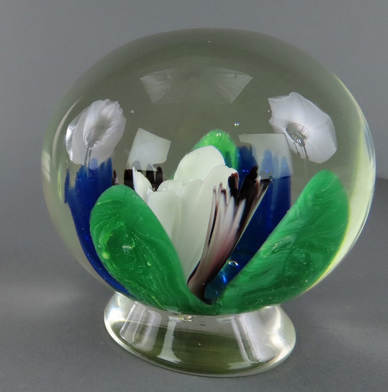 Hand Paperweight Neat Hand-blown Pedestal Paperweight White Violets Blue Flowers - Etsy