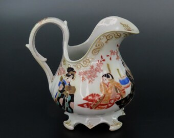 Wonderful Japanese Porcelain Hand Painted Creamer Meiji Period 4 1/4 in tall