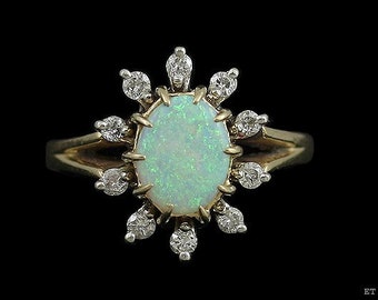 Stunning Vibrant 14k Gold Opal & Diamond Ring Modern Size 6.5