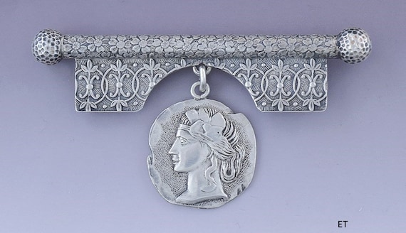c1865-1880 American Antique Sterling Silver Shieb… - image 1