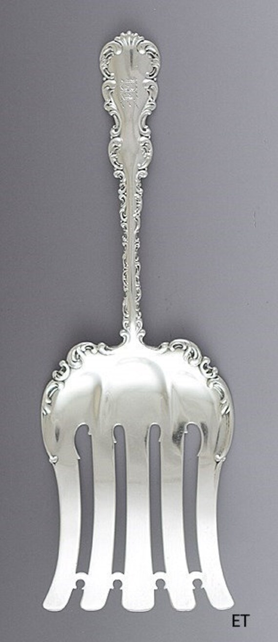 Lot - Whiting Sterling Silver Ladle, LOUIS XV pattern (1891)