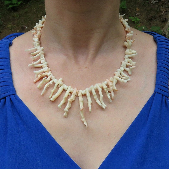 White branch coral necklace - Gem