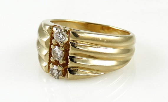 Stunning 14k Yellow Gold & ~.36ct Diamond Ring Si… - image 2