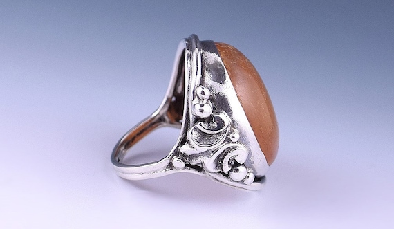 Superb Vintage Sterling Silver and Amber Ring w/ … - image 2