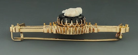 Victorian 14k Gold Carved Black & White Hardstone… - image 3