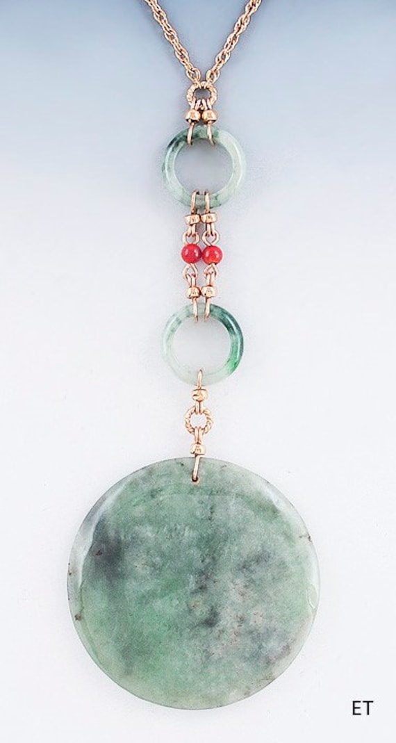 Beautiful 14k Gold & Carved Jadeite Jade Disk Neck