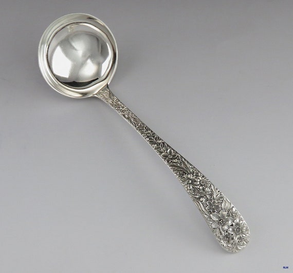 Antiques No Mono S Kirk & Son Repousse Sterling Silver Scalloped Sugar